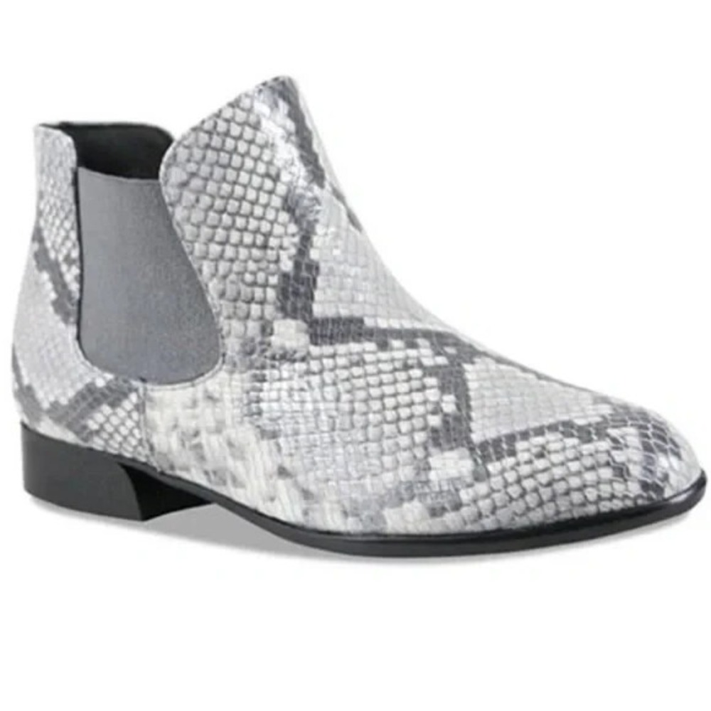 MUNRO Cate Water Resistant Chelsea Boot Grey Snake Print Leather Women's 6